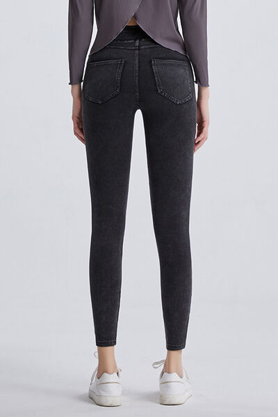 9d3637ad-5c57-4aa9-9563-f9c0c00227c4-Min