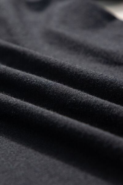 f0577753-c2f4-4909-9c00-3d9bf8458614-Min